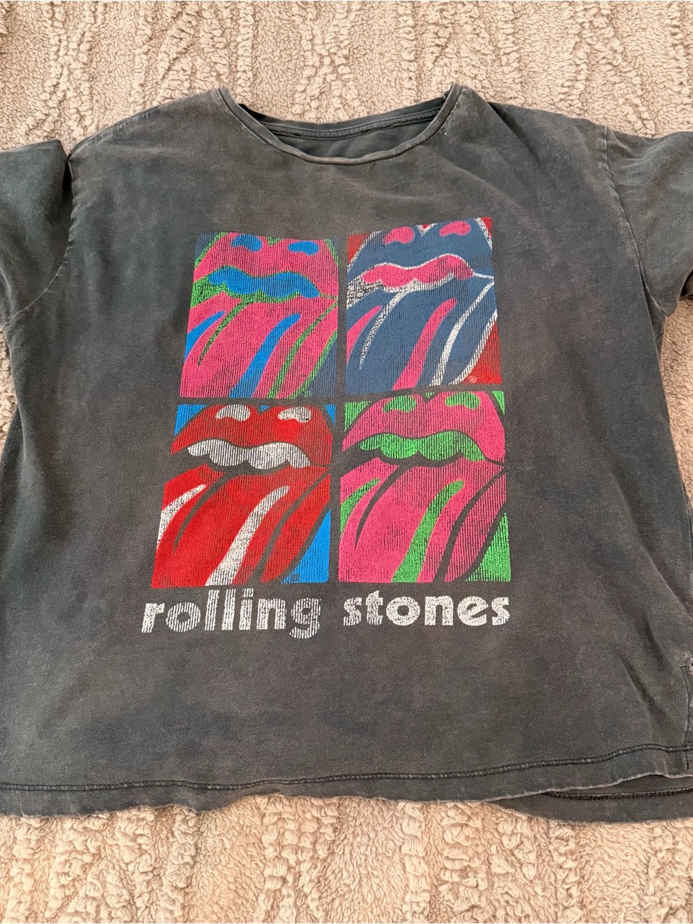 Rolling Stones Women’s Graphic Tee - size S